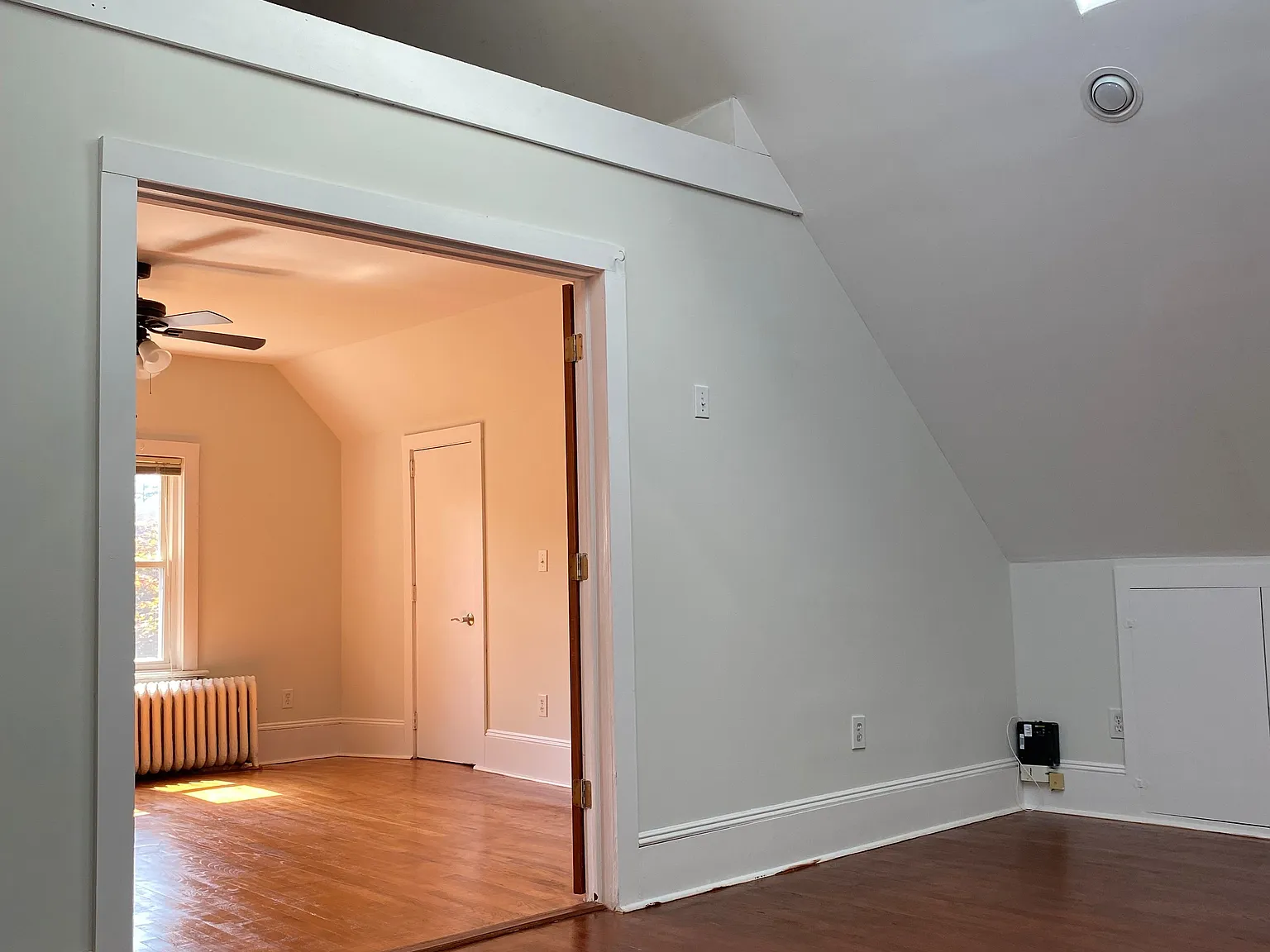 1 bed, 925 sqft, $3,000 — Photo 2