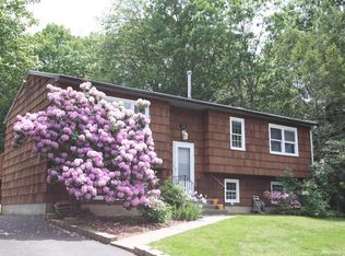 24 Springwood Rd, Waterbury, CT 06708