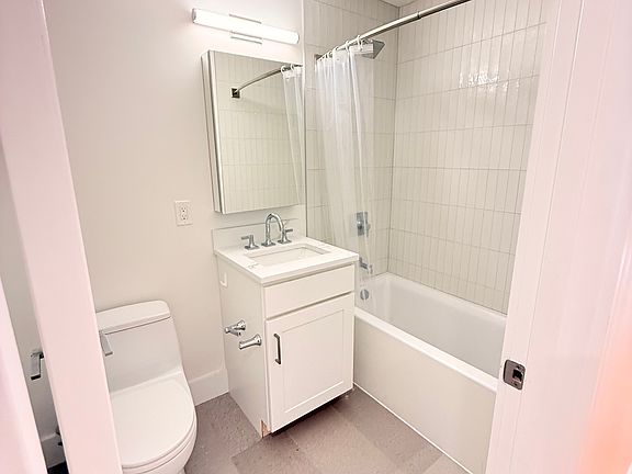 3rd image of 434 Massachusetts Ave APT 4