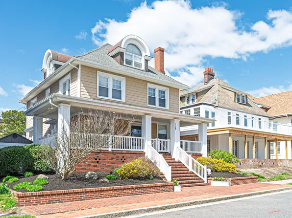 128 Ridgeway Ave, Atlantic City, NJ 08401