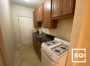 4134 N Sheridan Rd #4134.5-1E, Chicago, IL 60613