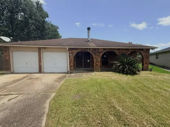 36 Ramon Via, Harvey, LA 70058
