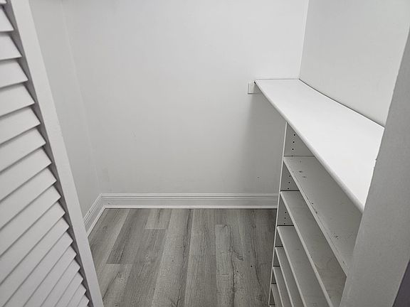 Walk in Closet