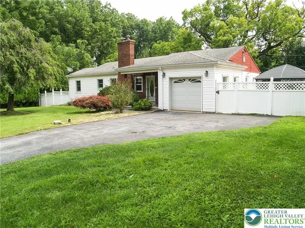 1315 N Cedar Crest Blvd S, Allentown, PA 18104