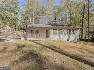 580 Pineland Cir SW, Mableton, GA 30126