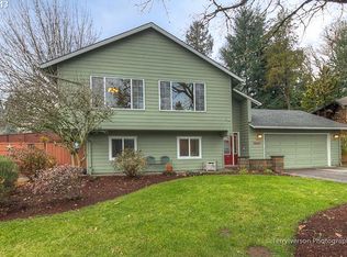 17960 Monticello Dr, Gladstone, OR 97027
