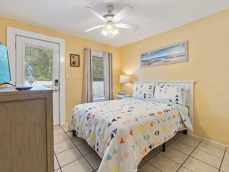 1420 Holly Driveunit A — Photo 11