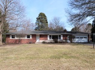 1352 Prosser Dr, Sycamore, IL