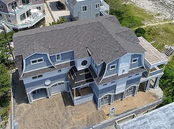 3rd image of 9A E Bergen Ave #A