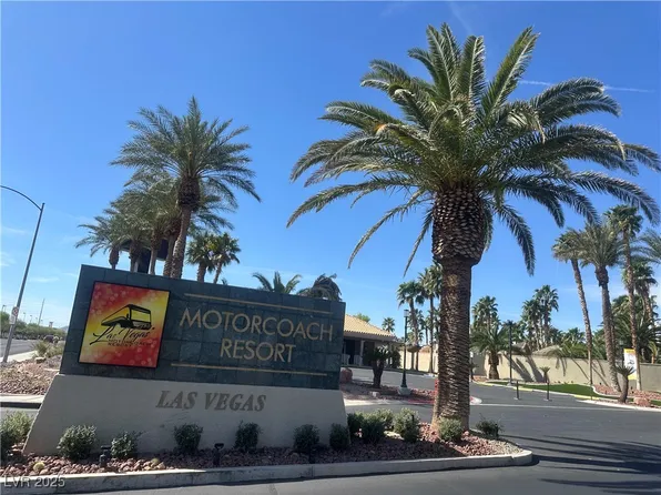 8175 Arville St #215, Las Vegas, NV 89139