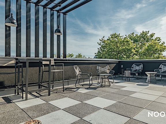 2nd image of 115 Clifton Pl #1F