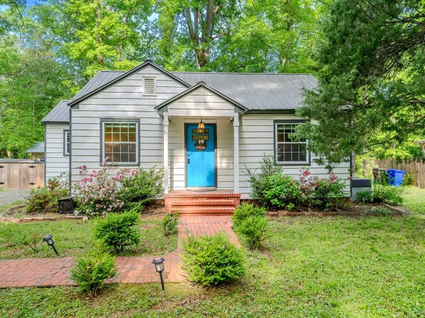 41 Rogerson Dr, Chapel Hill, NC 27517