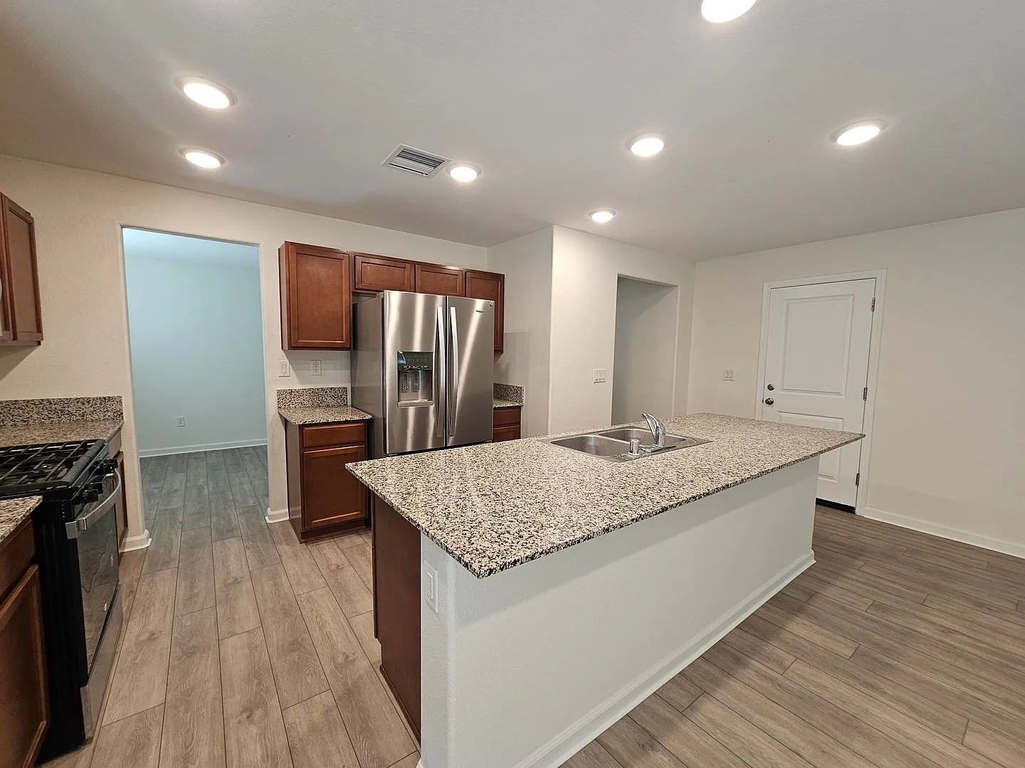 Lemmon Valley Stunner - Brand New Everything — Photo 4
