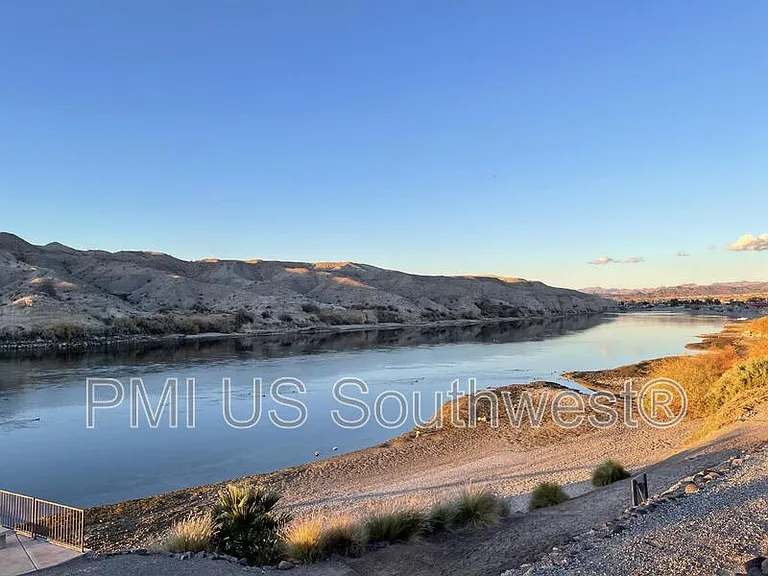1611 Highway 95 #B208 — Photo 3