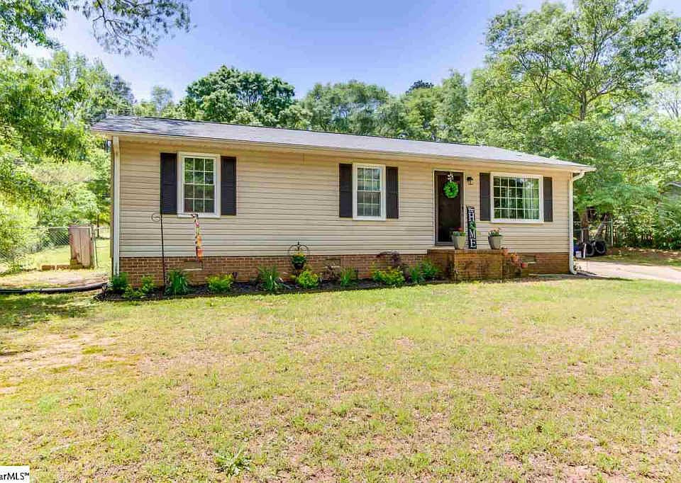 1st image of 107A Brookforest Dr