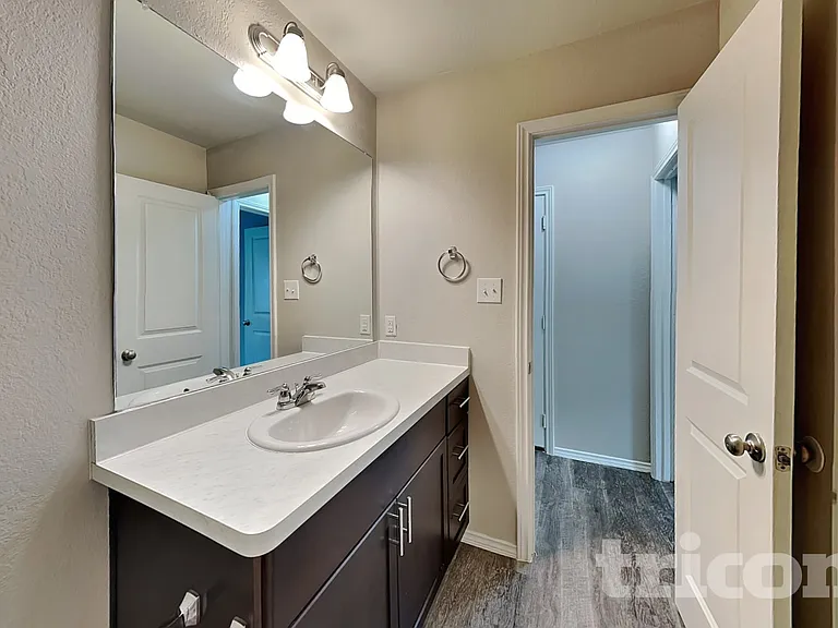 1876 Heather Glen Dr — Photo 14