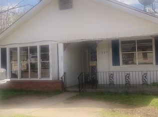 229 C St, Meridian, MS 39301