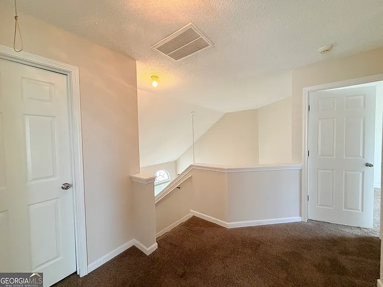 1007 Rolling Meadows Rd — Photo 26