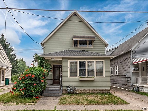 2nd image of 135 Schiller St