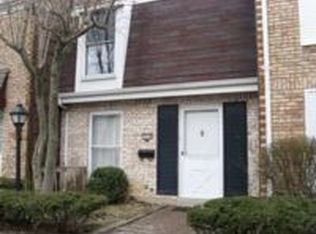 1110 Charleston Ct, Fairborn, OH 45324
