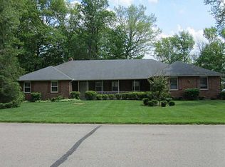 695 Brookwood Dr, Troy, OH 45373