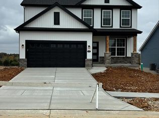 343 Valley Bluff Dr, Wentzville, MO 63385