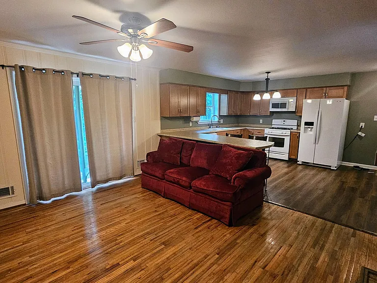 1446 Audubon Dr SE — Photo 6