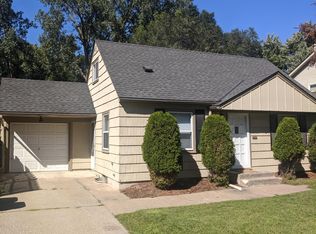 6820 26th St W, Saint Louis Park, MN 55426