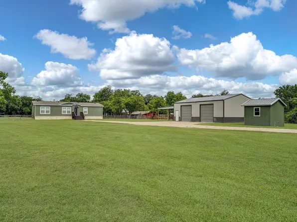 2204 County Road 288, Angleton, TX 77515