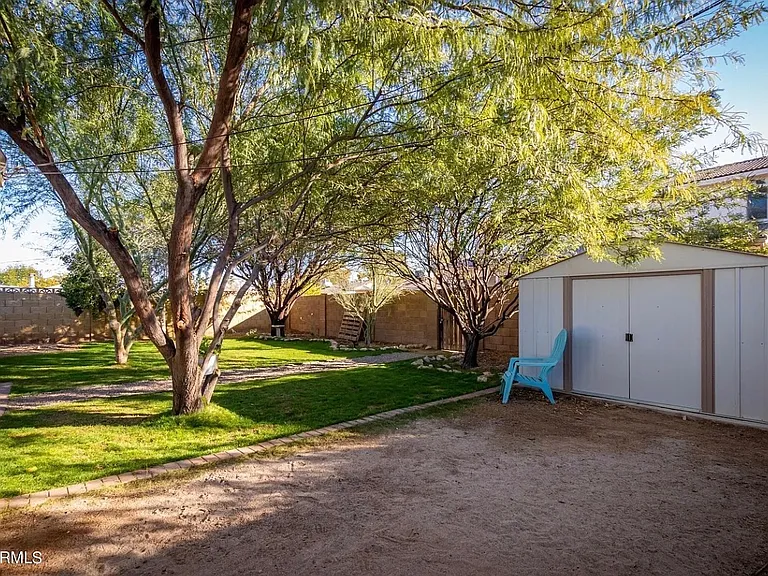 2711 W Carson Dr — Photo 14