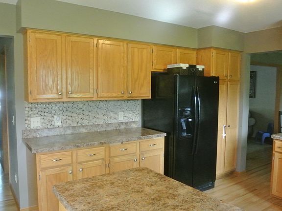4th image of 1178 Silverwood Bay