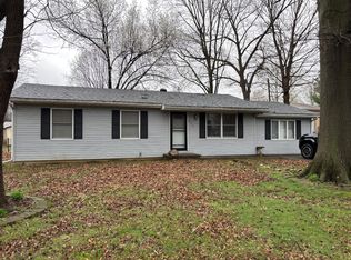 1115 Plum St, Mount Carmel, IL 62863