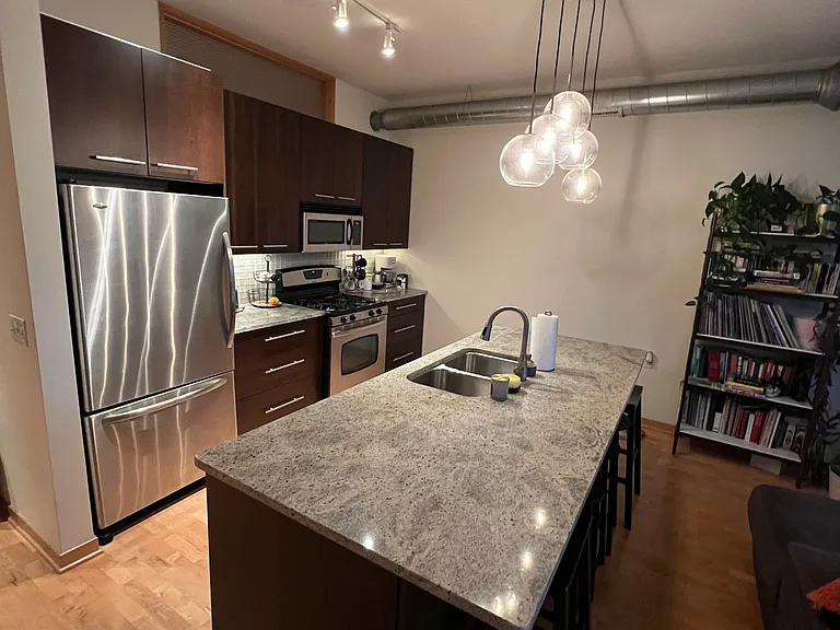 1211 Lagoon Ave #402 — Photo 7