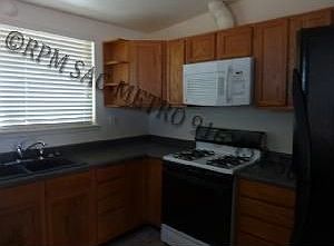 5th image of 1130 Drew St