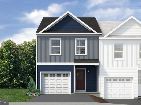 129 Highpoint Park Dr, Pleasant Gap, PA 16823