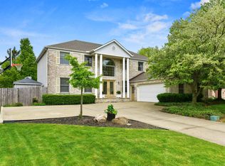 28706 Laughlin Ln, Westlake, OH 44145