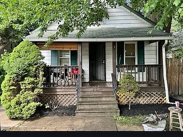 7427 Spafford Rd, Cleveland, OH 44105