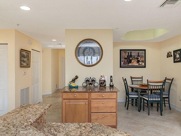 4th image of 480 Sail Ln APT 706