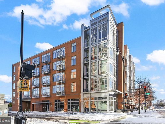 3rd image of 1390 V St NW APT 307
