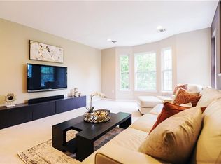 27 Forest Dr #27, Piscataway, NJ 08854