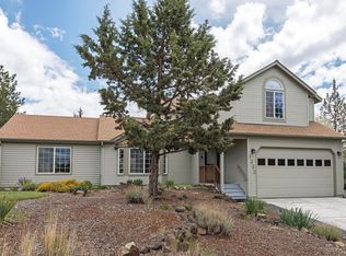 1232 NE Locksley Dr, Bend, OR 97701
