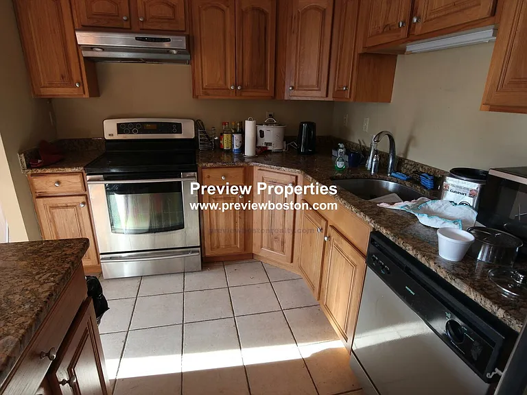 Brainerd Rd — Photo 1