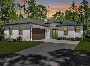 3833 8th Ave SE, Naples, FL 34117