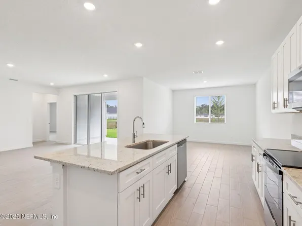 7382 EVERETT FOREST Drive, Jacksonville, FL 32219