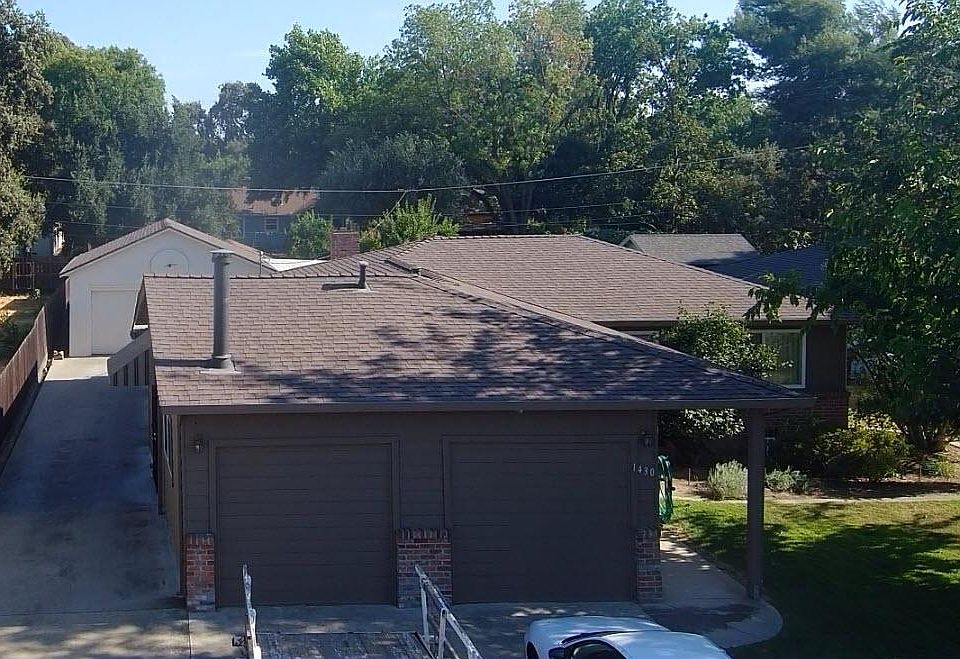 1st image of 1430 Woodland Dr