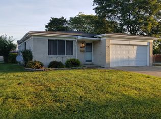 12287 El Camino Dr, Sterling Heights, MI 48312