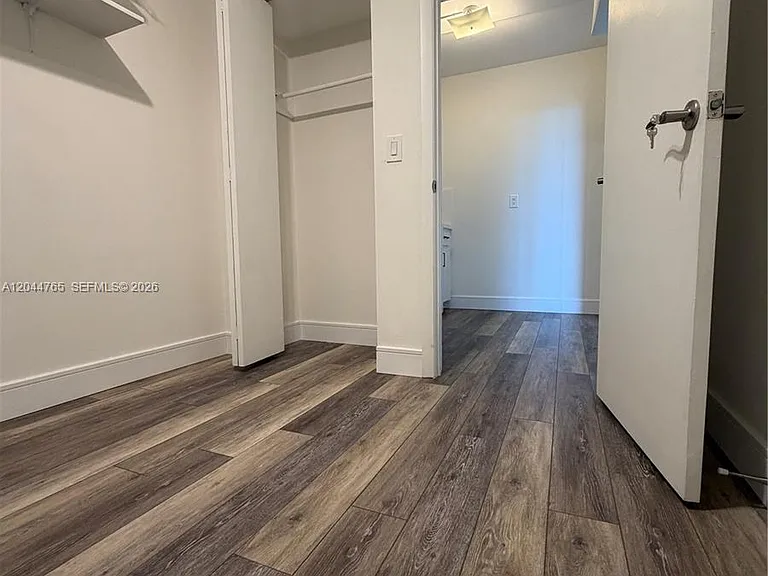 1705 Whitehall Dr #403 — Photo 50