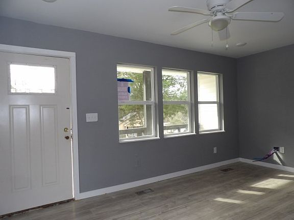 5th image of 700 12th Ave