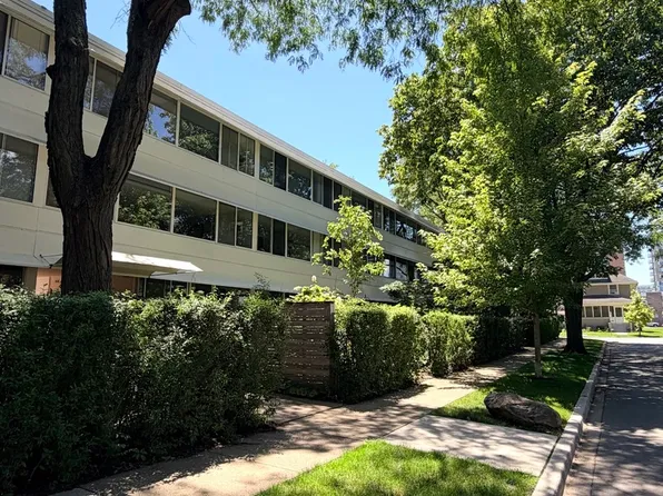 (undisclosed Address), Oak Park, IL 60302