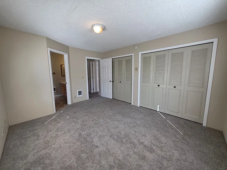 300 Federal Ln — Photo 9